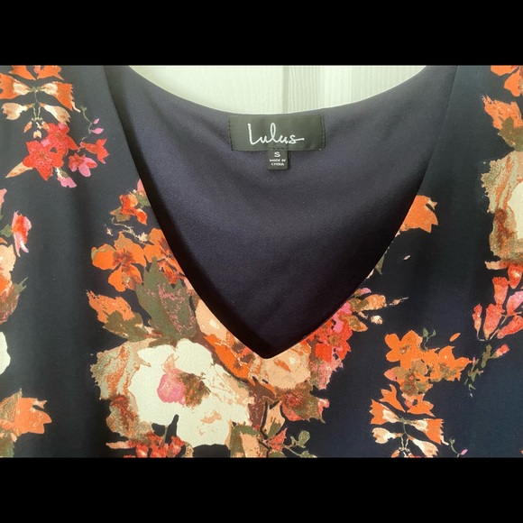 Navy Blue Floral Print Shift Dress w/ sleeves - Picture 7 of 7